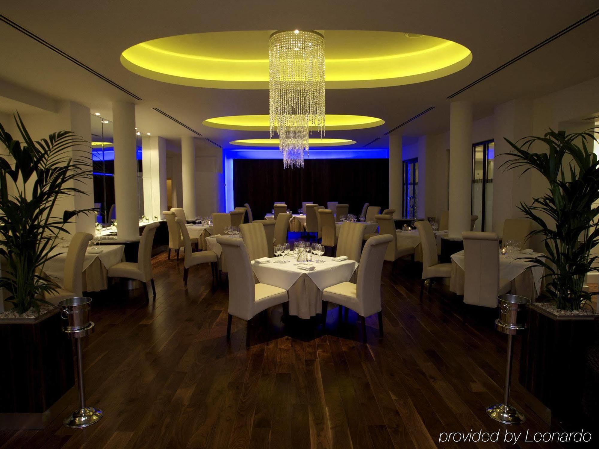The Manor House At Celtic Manor Hotell Newport  Restaurant bilde