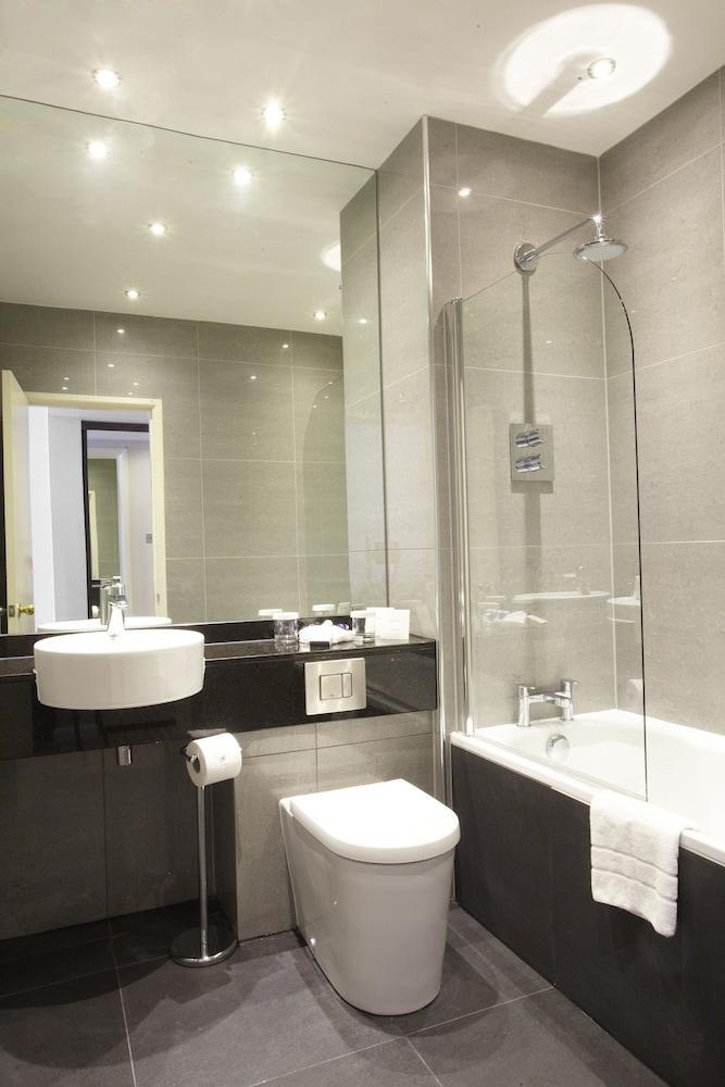 The Manor House At Celtic Manor Hotell Newport  Eksteriør bilde